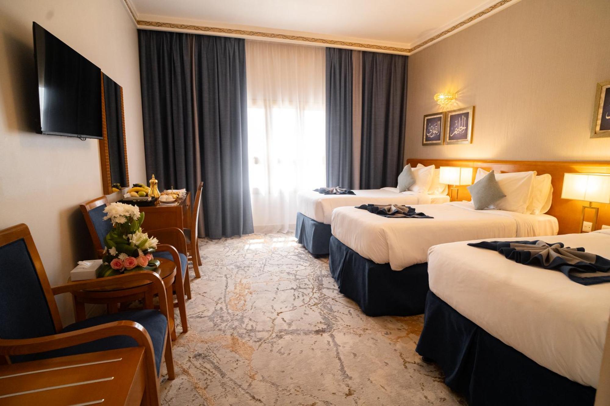 Emaar Grand Hotel Мекка Экстерьер фото Family room